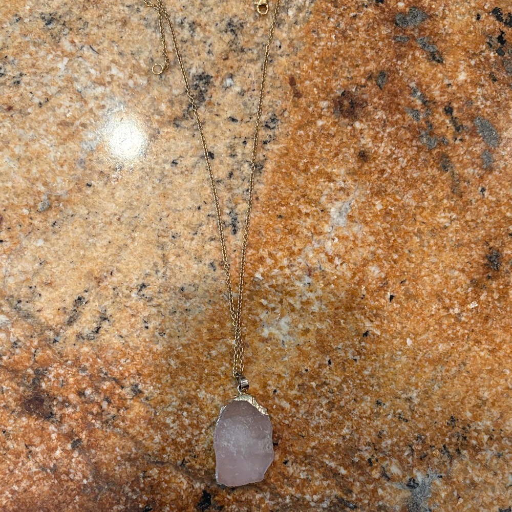 Rose Quartz Pendant Necklace